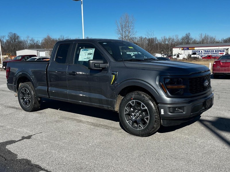 2025 Ford F-150 STX photo 2