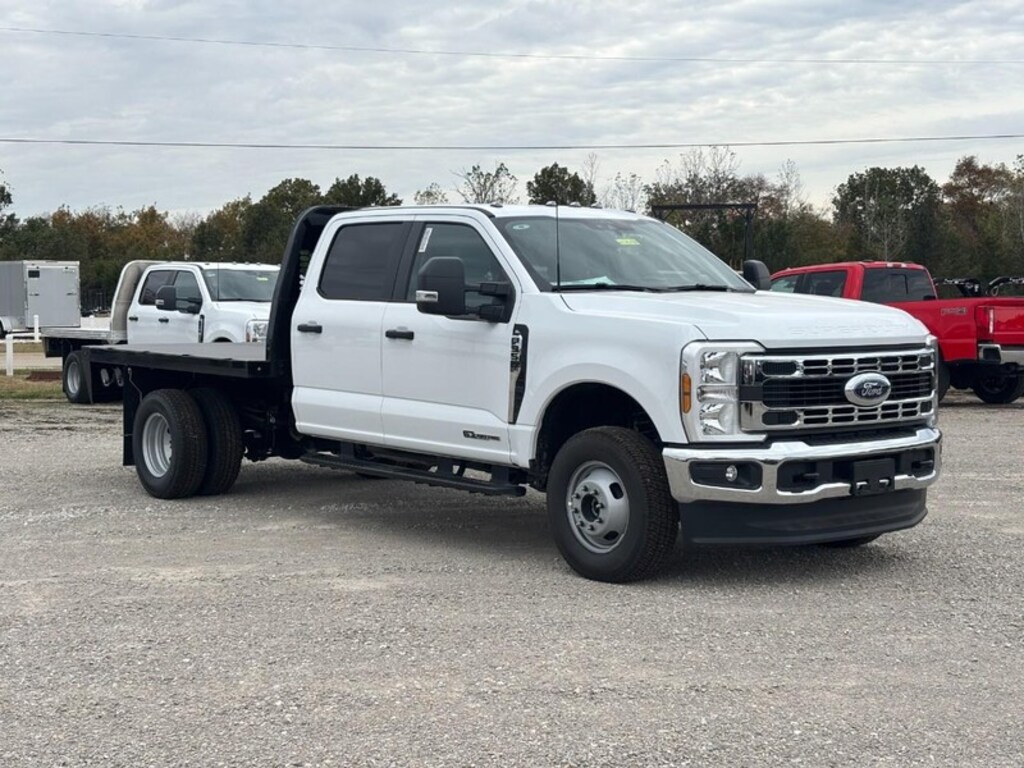 New 2026 Ford F-350 Chassis XL Truck Crew Cab