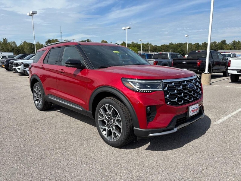 2025 Ford Explorer Platinum photo 2