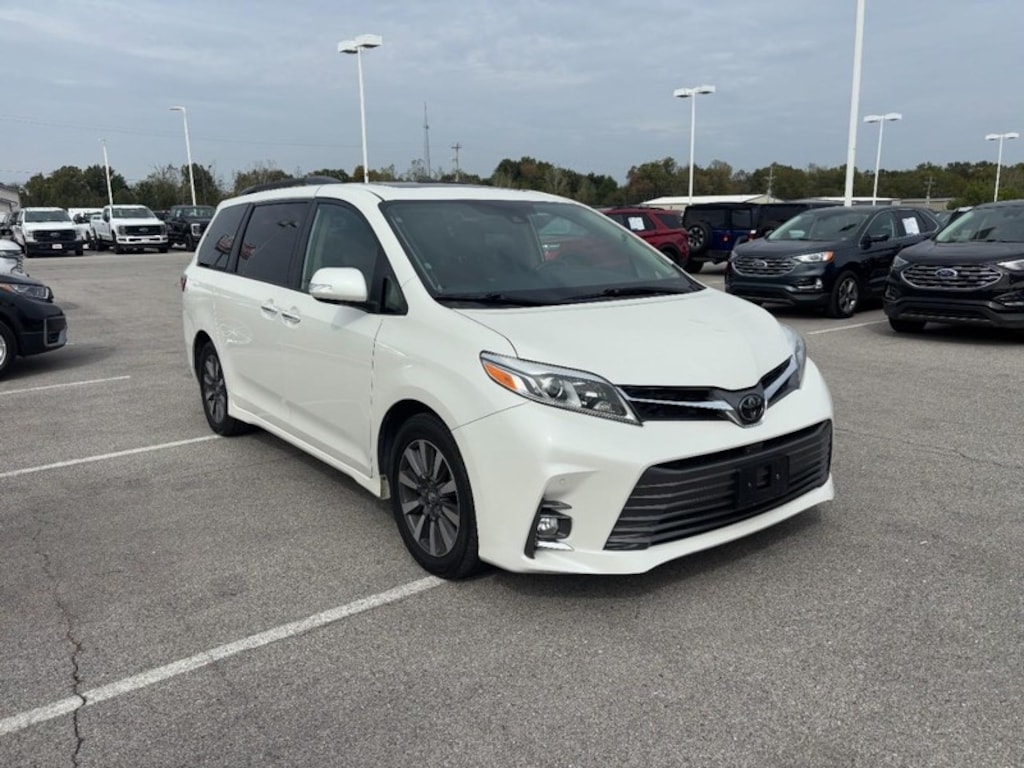 Used 2020 Toyota Sienna  Van