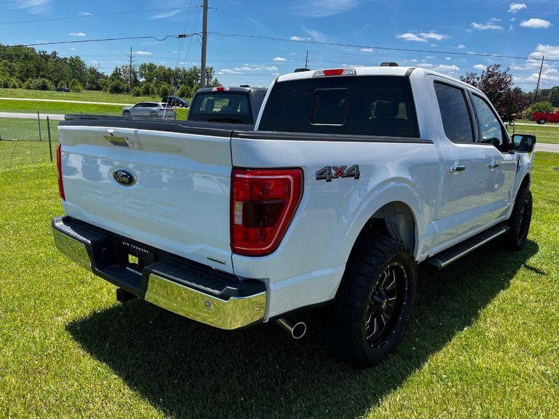 2023 Ford F-150 XLT photo 3