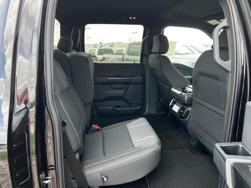 2025 Ford F-150 STX photo 4