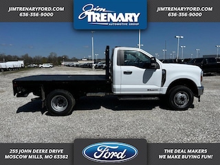 2025 Ford F-350 Chassis Truck Regular Cab
