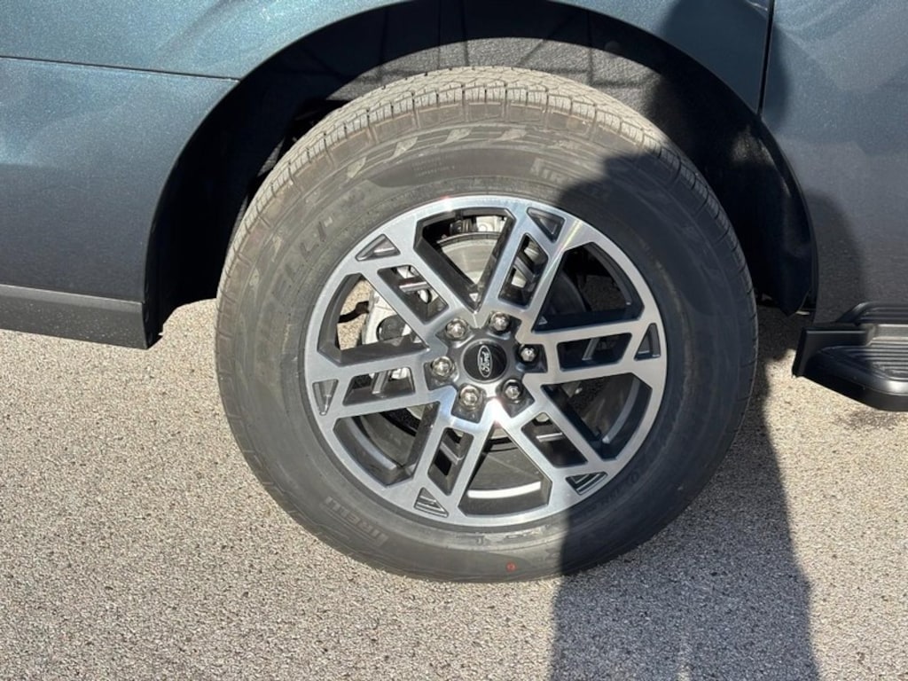 New 2025 Ford Expedition Max Active SUV