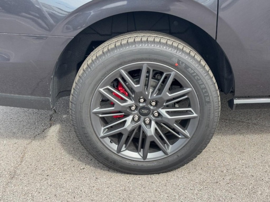 New 2025 Ford Expedition Max Platinum SUV