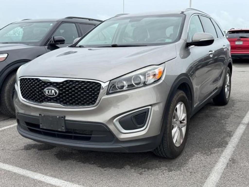 Used 2016 Kia Sorento 3.3L LX AWD SUV