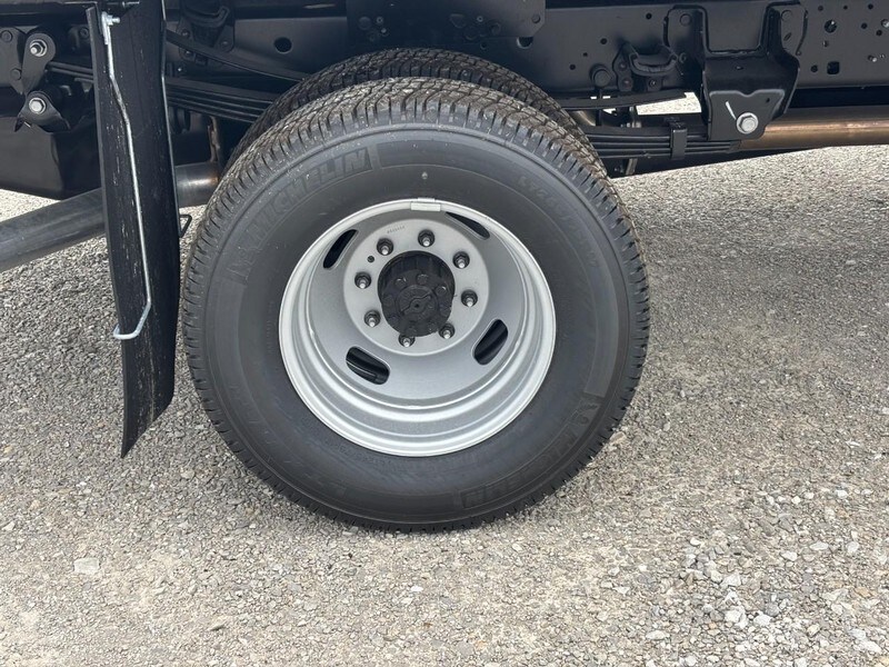 2026 Ford F-350 XL photo 4