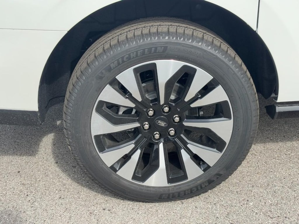 New 2025 Ford Expedition Max Platinum SUV