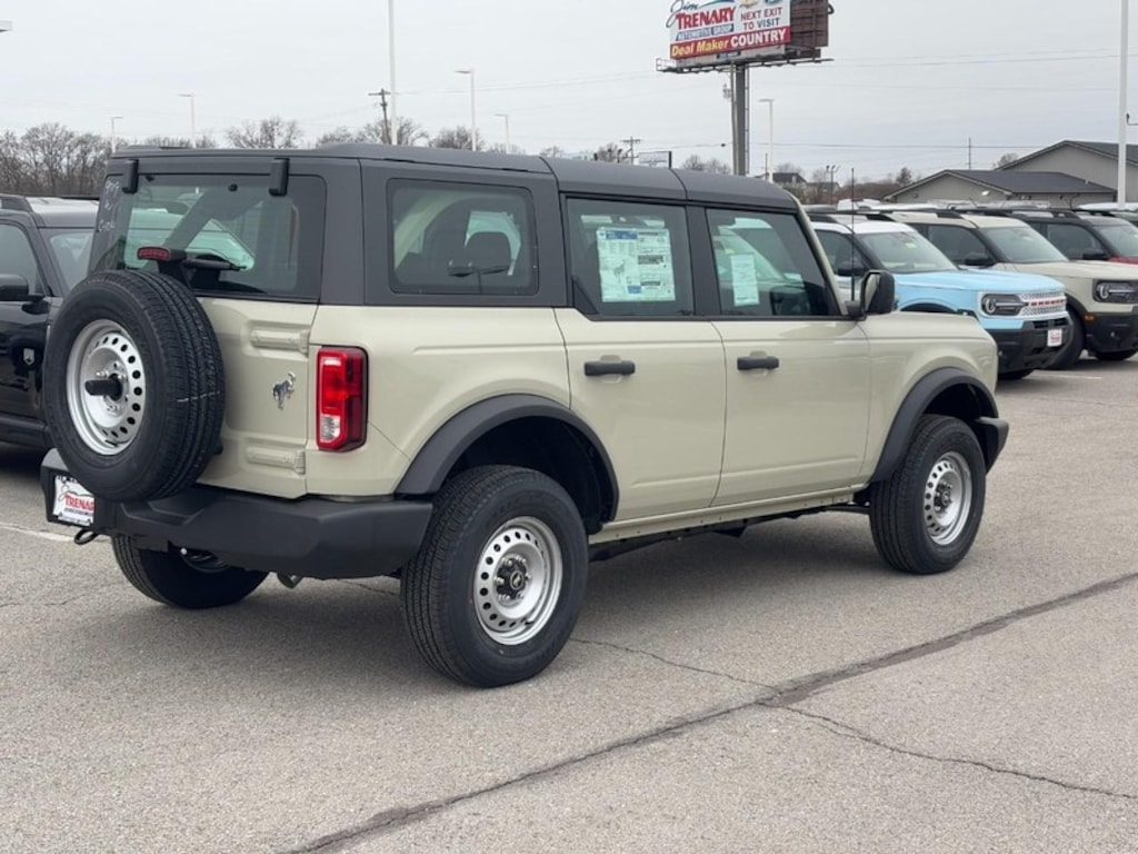 New 2025 Ford Bronco Base SUV