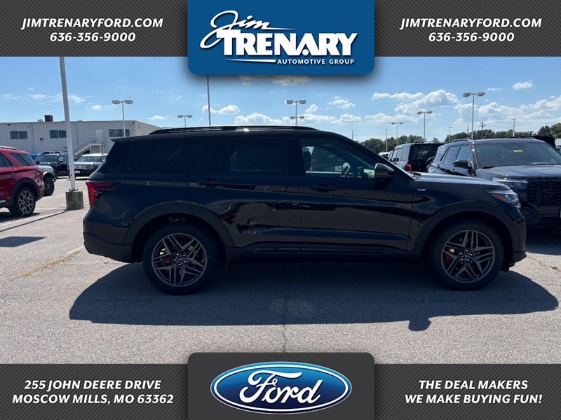 2025 Ford Explorer ST-LINE's photo