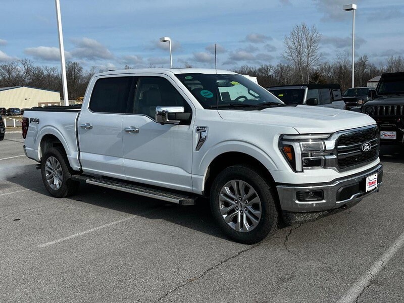 2025 Ford F-150 Lariat photo 2