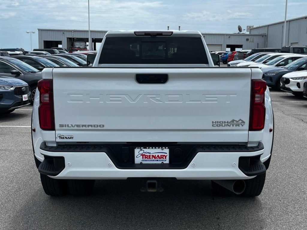 Used 2024 Chevrolet Silverado 3500 HD High Country Truck Crew Cab