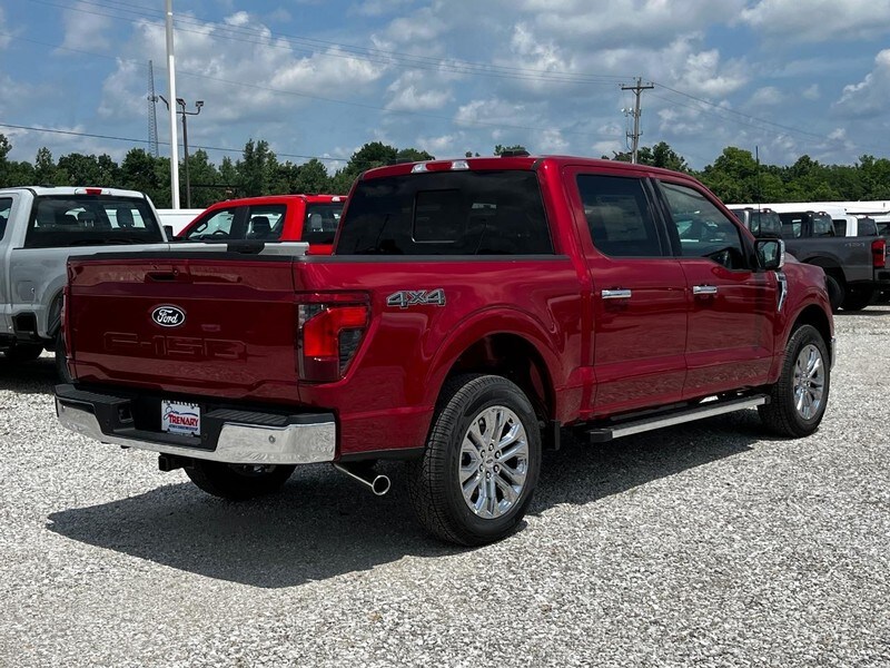 2025 Ford F-150 XLT photo 3