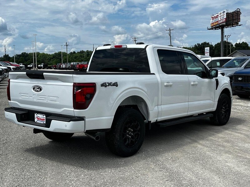 2025 Ford F-150 XLT photo 2