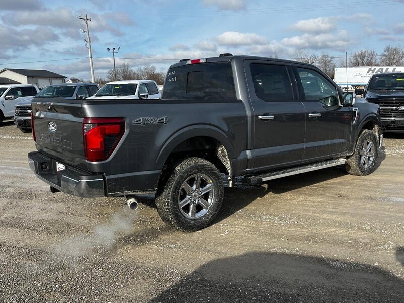 2025 Ford F-150 XLT photo 3