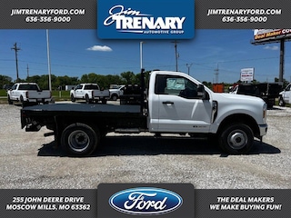 2025 Ford F-350 Chassis Truck Regular Cab