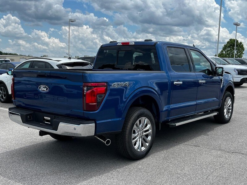 2025 Ford F-150 XLT photo 3