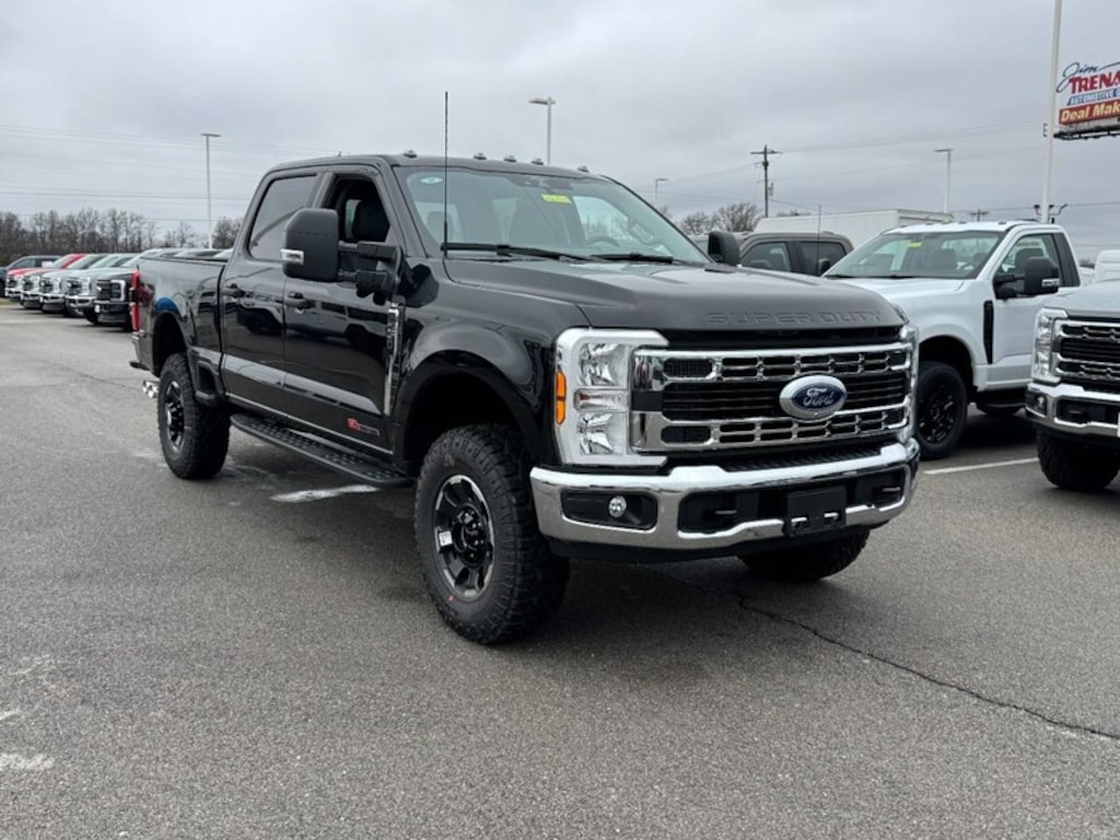 New 2026 Ford F-250 XLT Truck Crew Cab