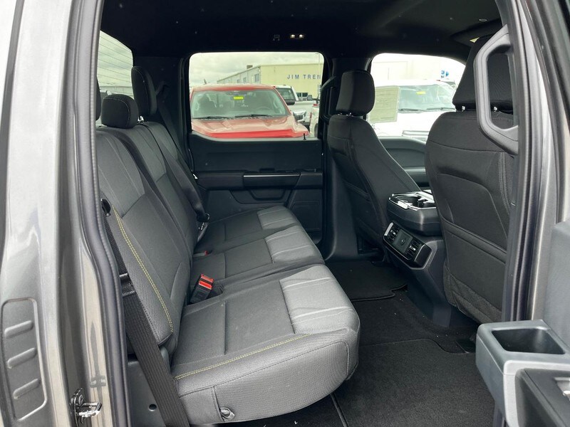 2025 Ford F-150 STX photo 4