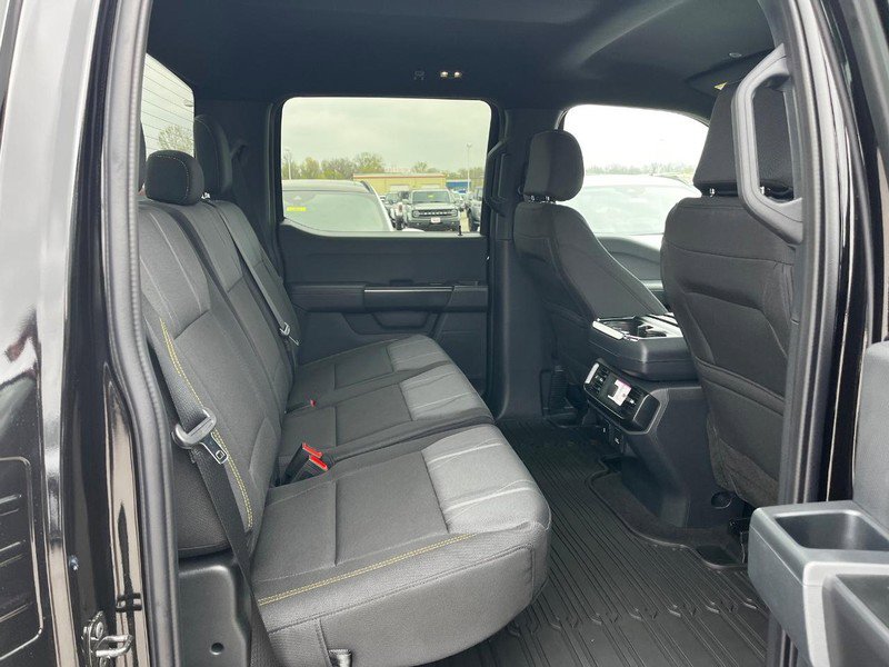2025 Ford F-150 STX photo 4