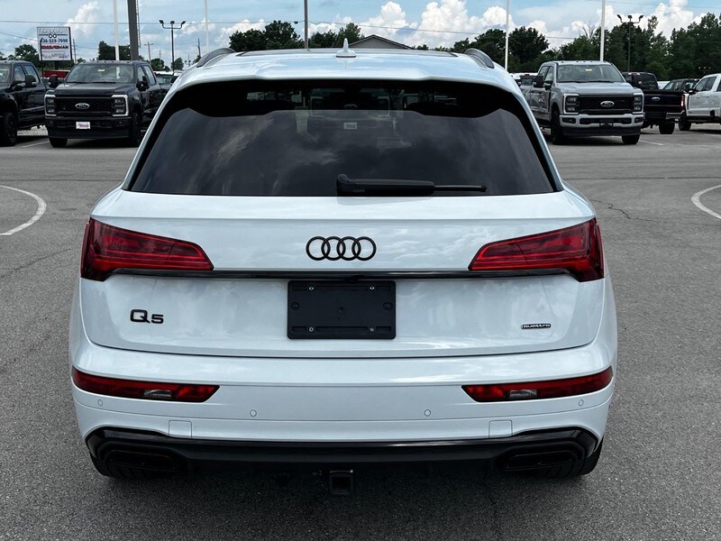 2022 Audi Q5 45 S line Premium photo 3