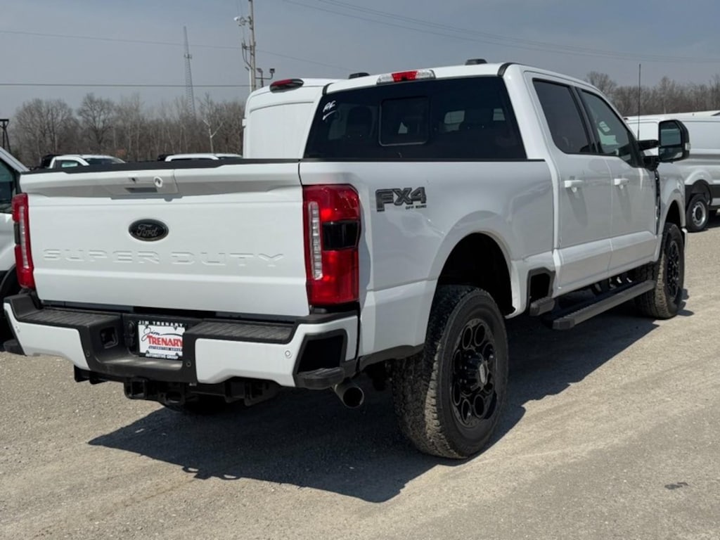 New 2026 Ford F-350 XLT Truck Crew Cab