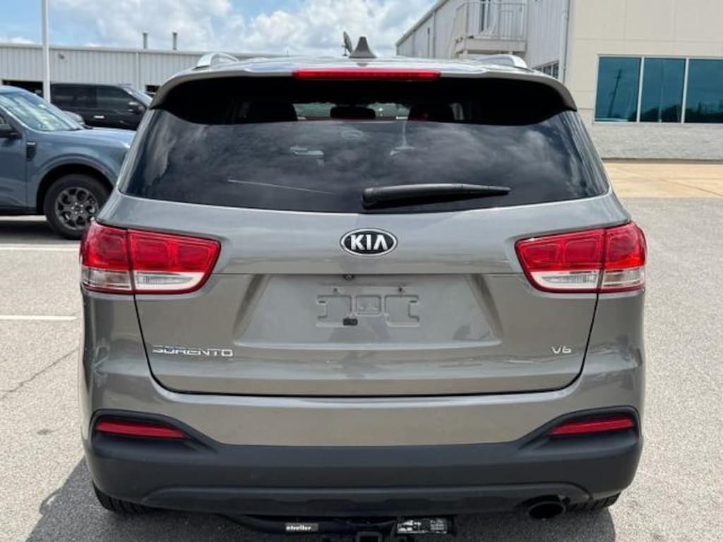 Used 2016 Kia Sorento 3.3L LX AWD SUV