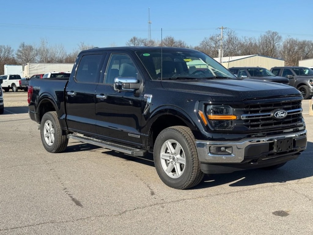 New 2025 Ford F-150 XLT Truck SuperCrew Cab