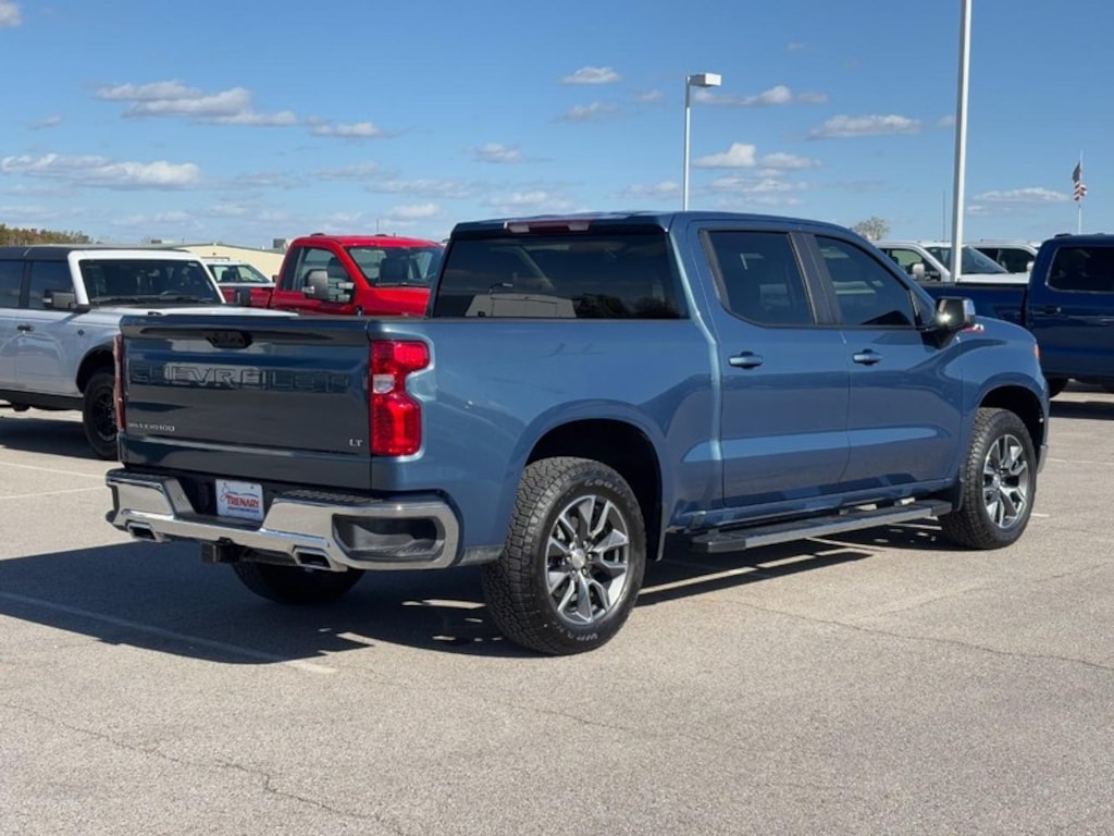 Used 2024 Chevrolet Silverado 1500 LT w/1LT Truck Crew Cab