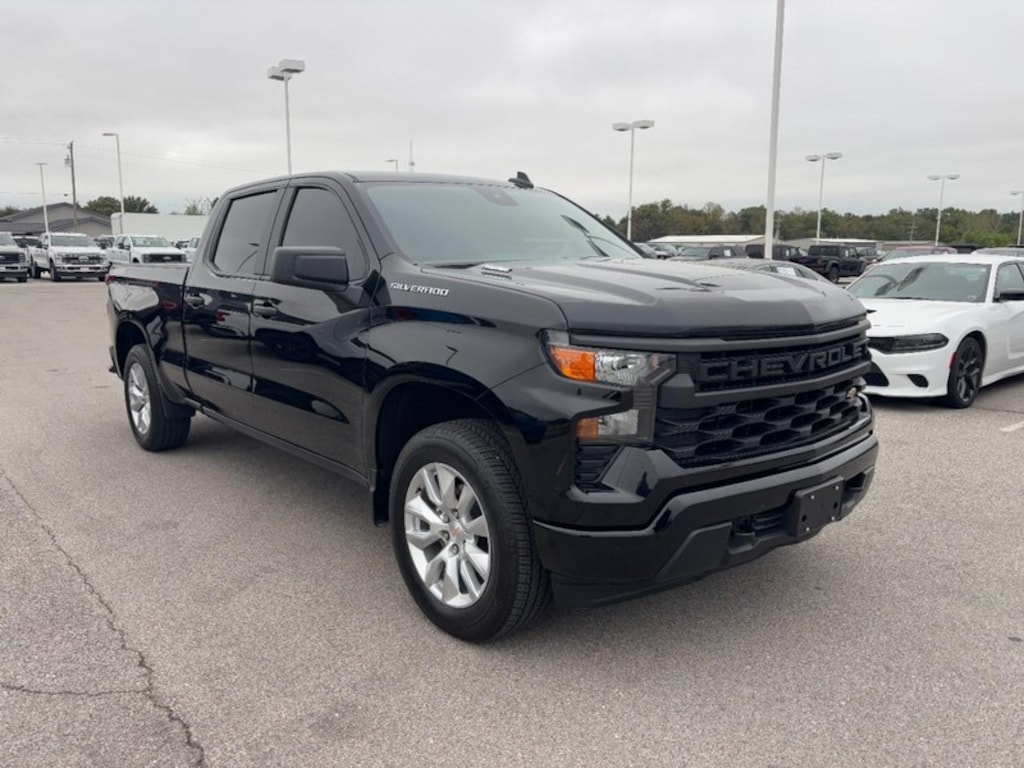 Used 2025 Chevrolet Silverado 1500 Custom Truck Crew Cab