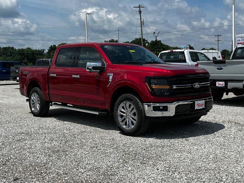 2025 Ford F-150 XLT photo 2