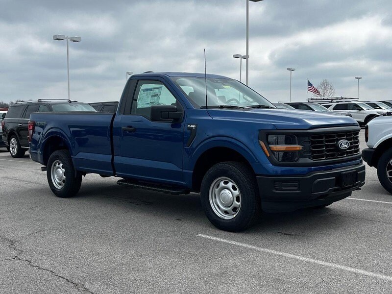 2025 Ford F-150 XL photo 2