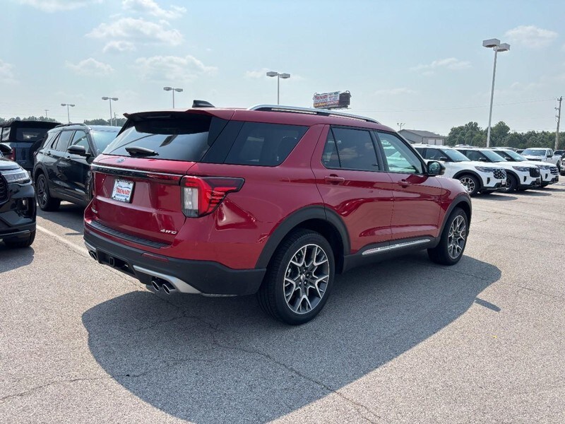 2025 Ford Explorer Platinum photo 2