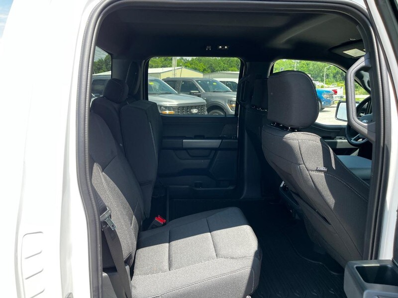 2025 Ford F-150 XLT photo 3