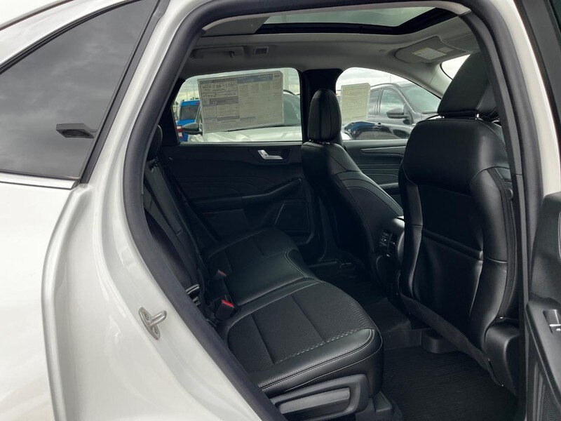 2025 Ford Escape photo 3