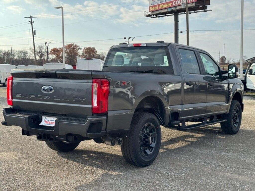 New 2026 Ford F-250 Truck Crew Cab