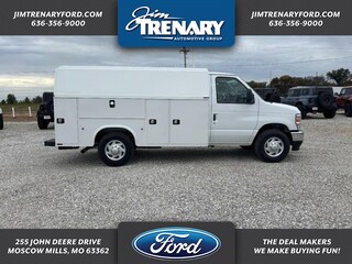 2026 Ford E-350 Cutaway Base Truck