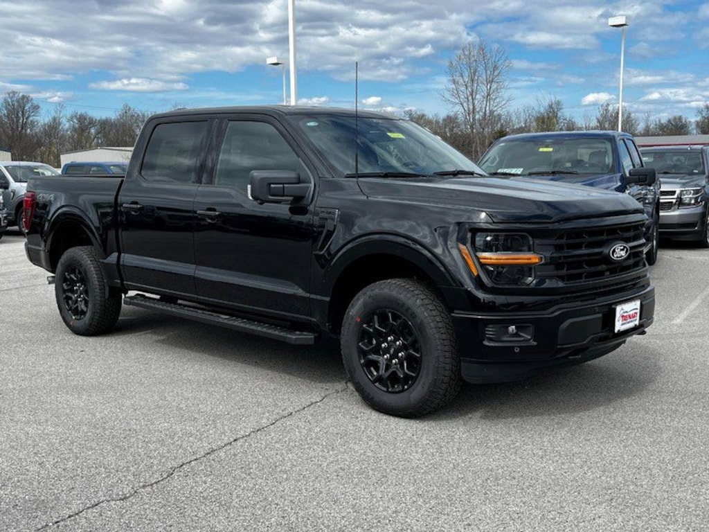 New 2025 Ford F-150 XLT Truck SuperCrew Cab