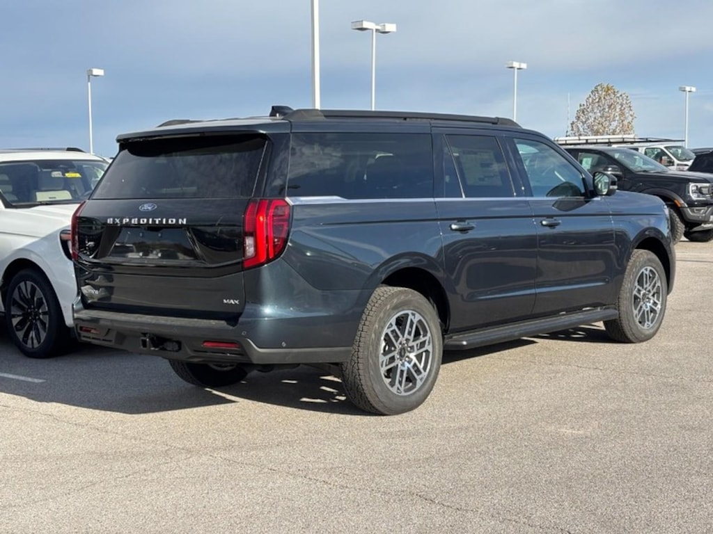 New 2025 Ford Expedition Max Active SUV