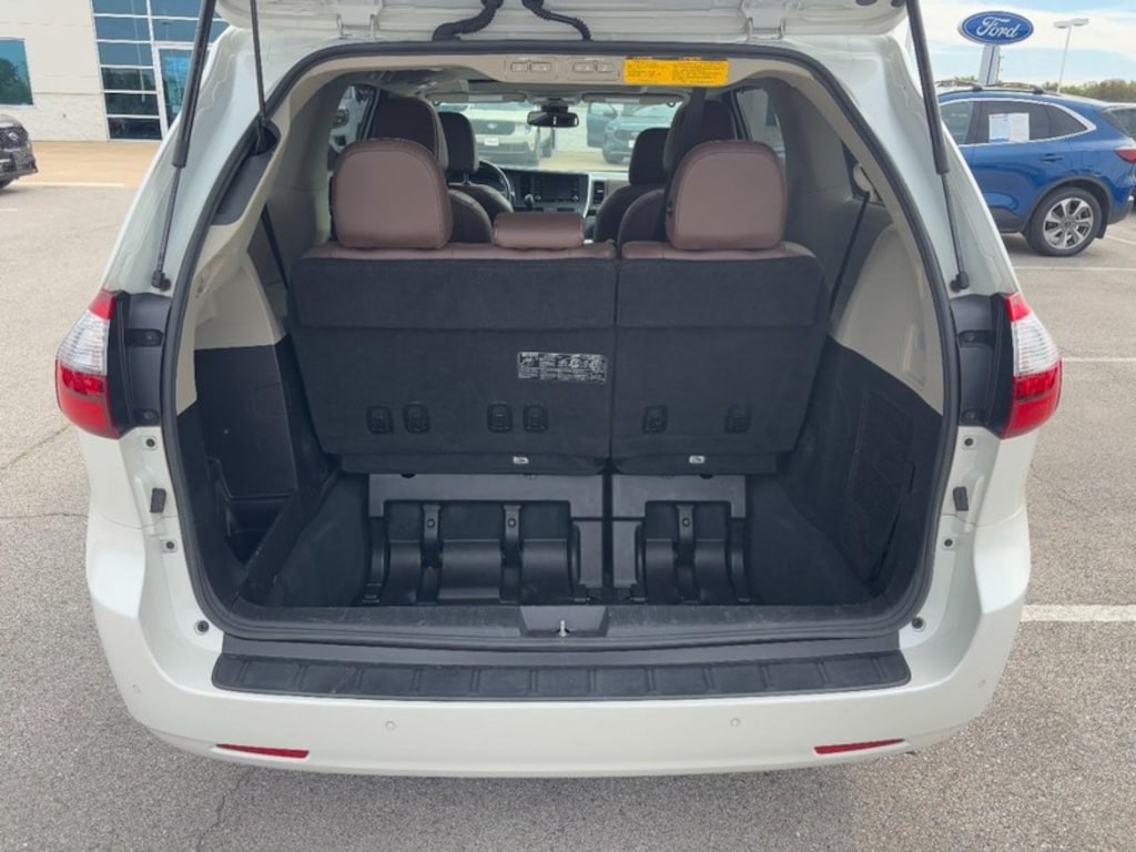 Used 2020 Toyota Sienna  Van