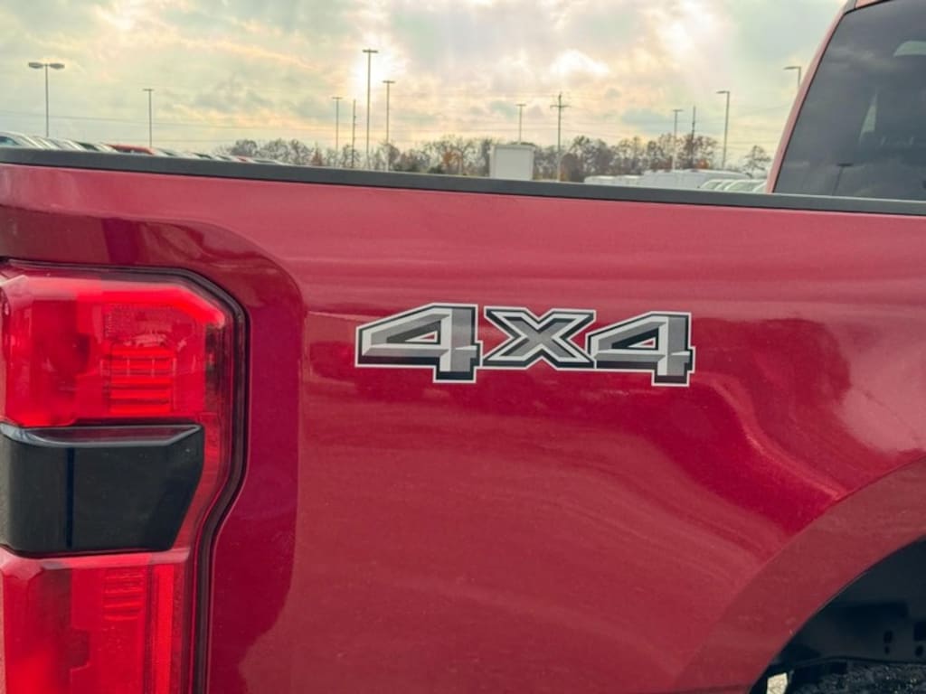 New 2026 Ford F-350 Truck Crew Cab