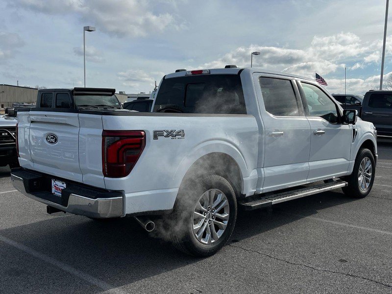 2025 Ford F-150 Lariat photo 3