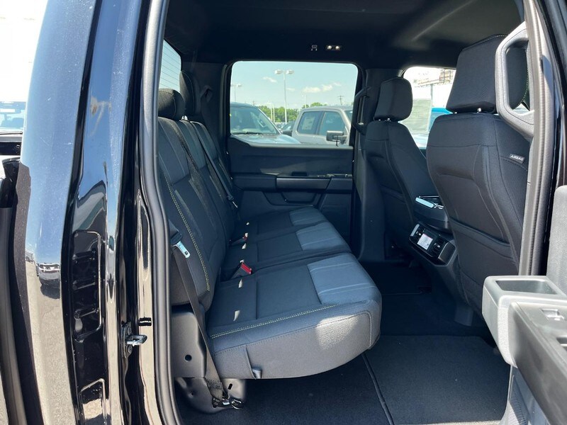 2025 Ford F-150 STX photo 4