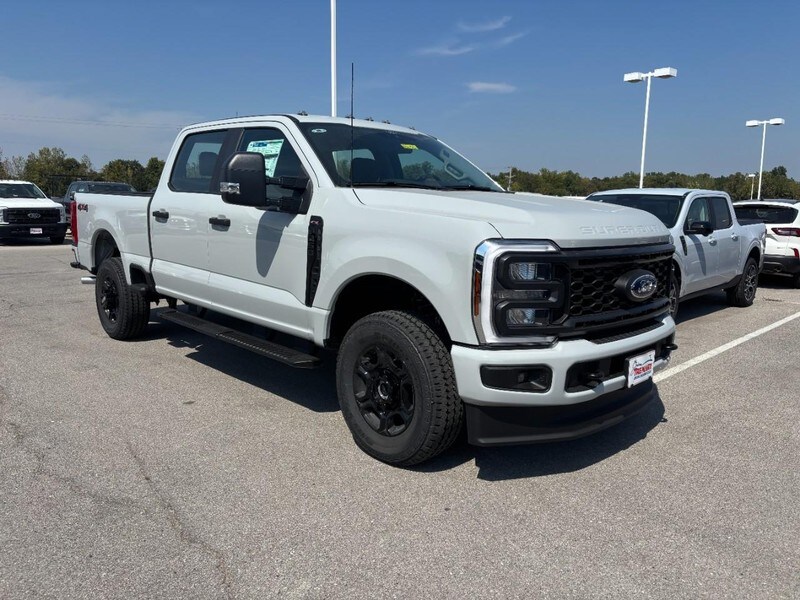 2026 Ford F-250 XL photo 2