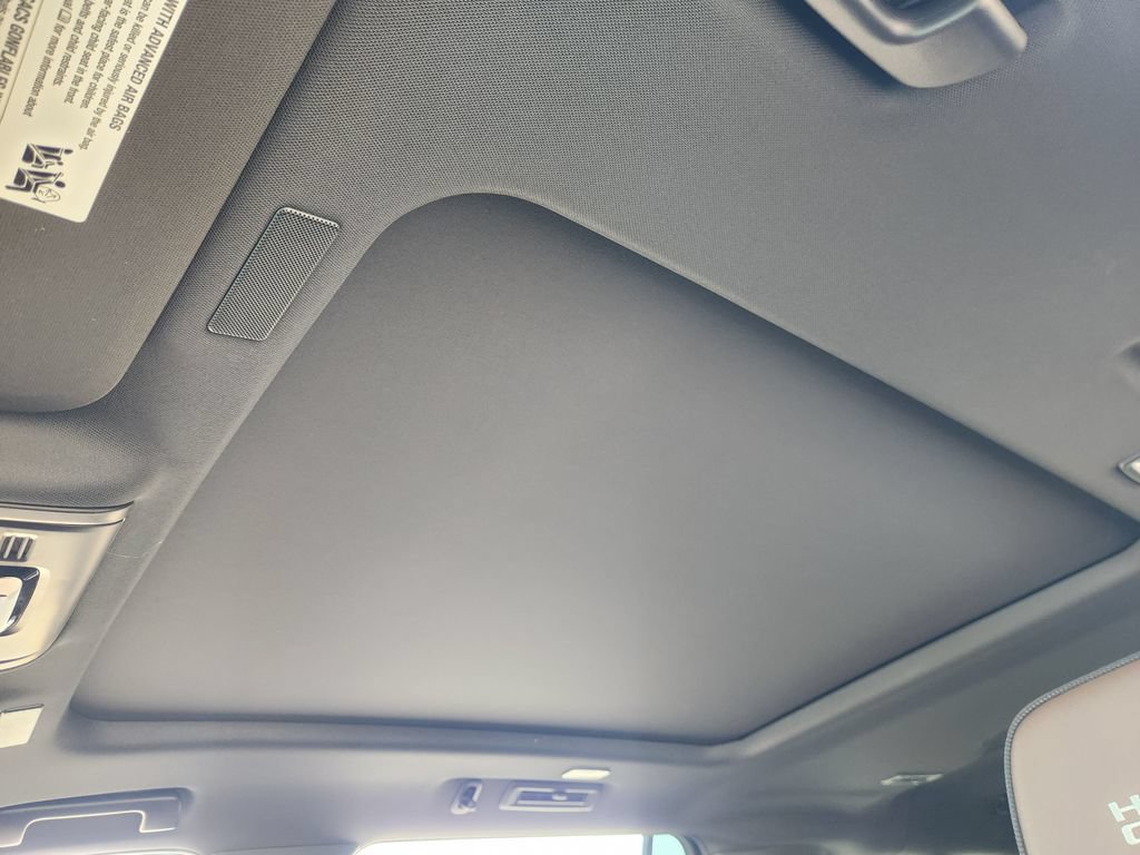 2026 Chevrolet Suburban High Country - Photo 21