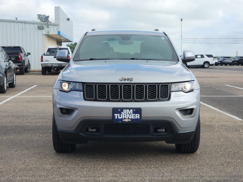 Used 2017 Jeep Grand Cherokee Laredo with VIN 1C4RJEAG6HC671809 for sale in McGregor, TX