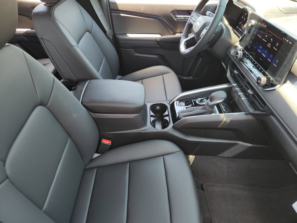 2026 Chevrolet Colorado LT - Photo 11