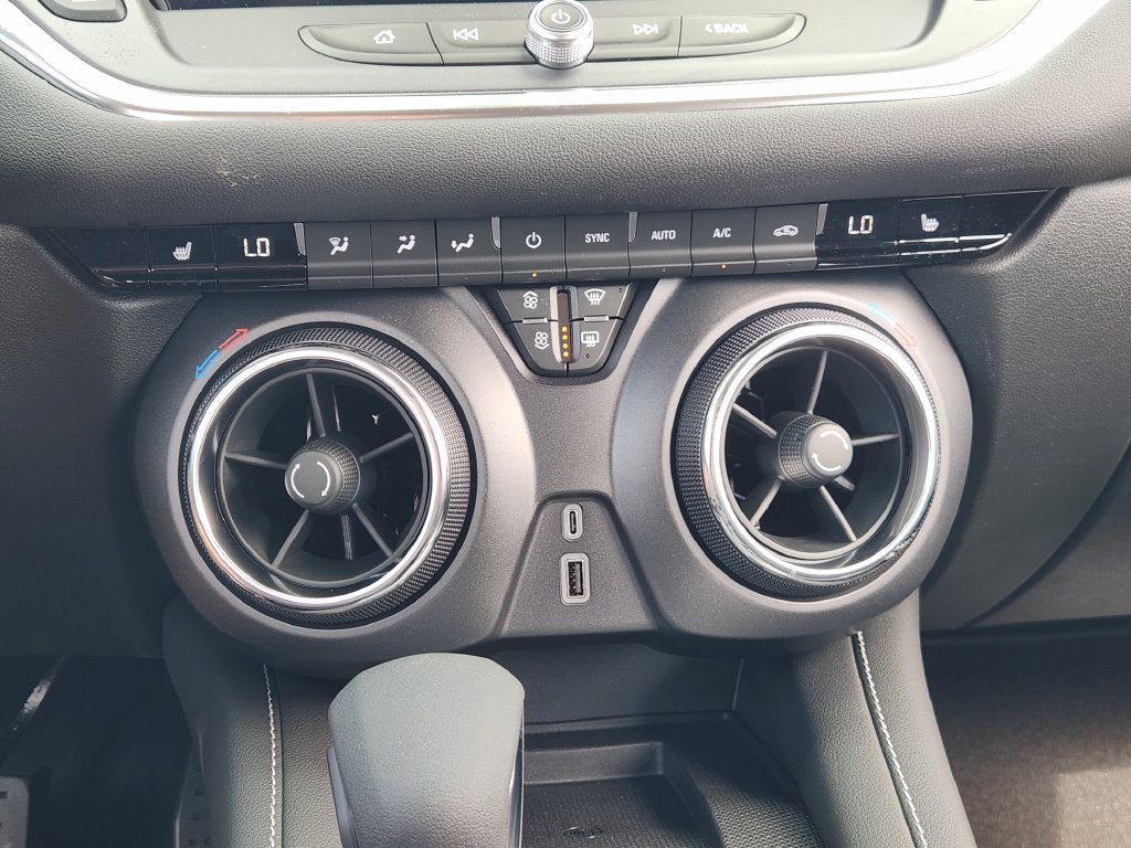 2026 Chevrolet Blazer 2LT - Photo 14