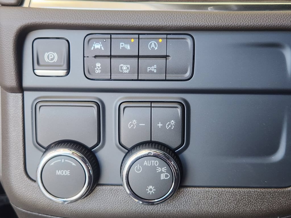 2026 Chevrolet Tahoe LS - Photo 16