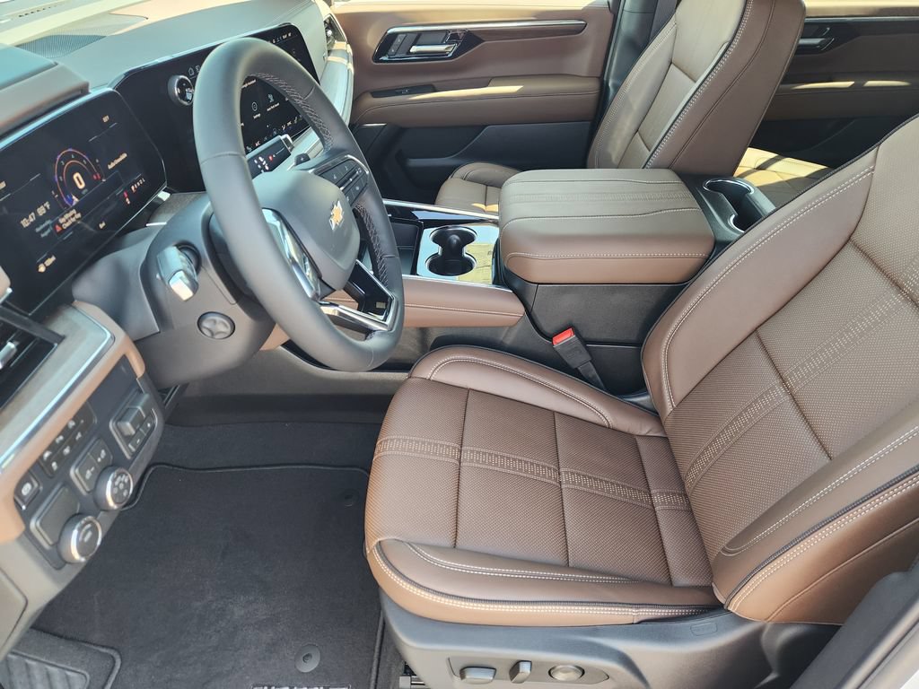 2026 Chevrolet Suburban High Country - Photo 10